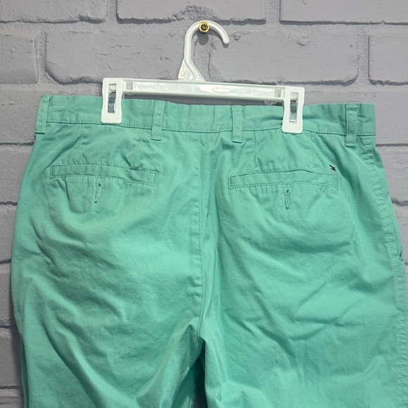 NEW Tommy Hilfiger Men's Light Green Chinos size 32/30 - Picture 9 of 11